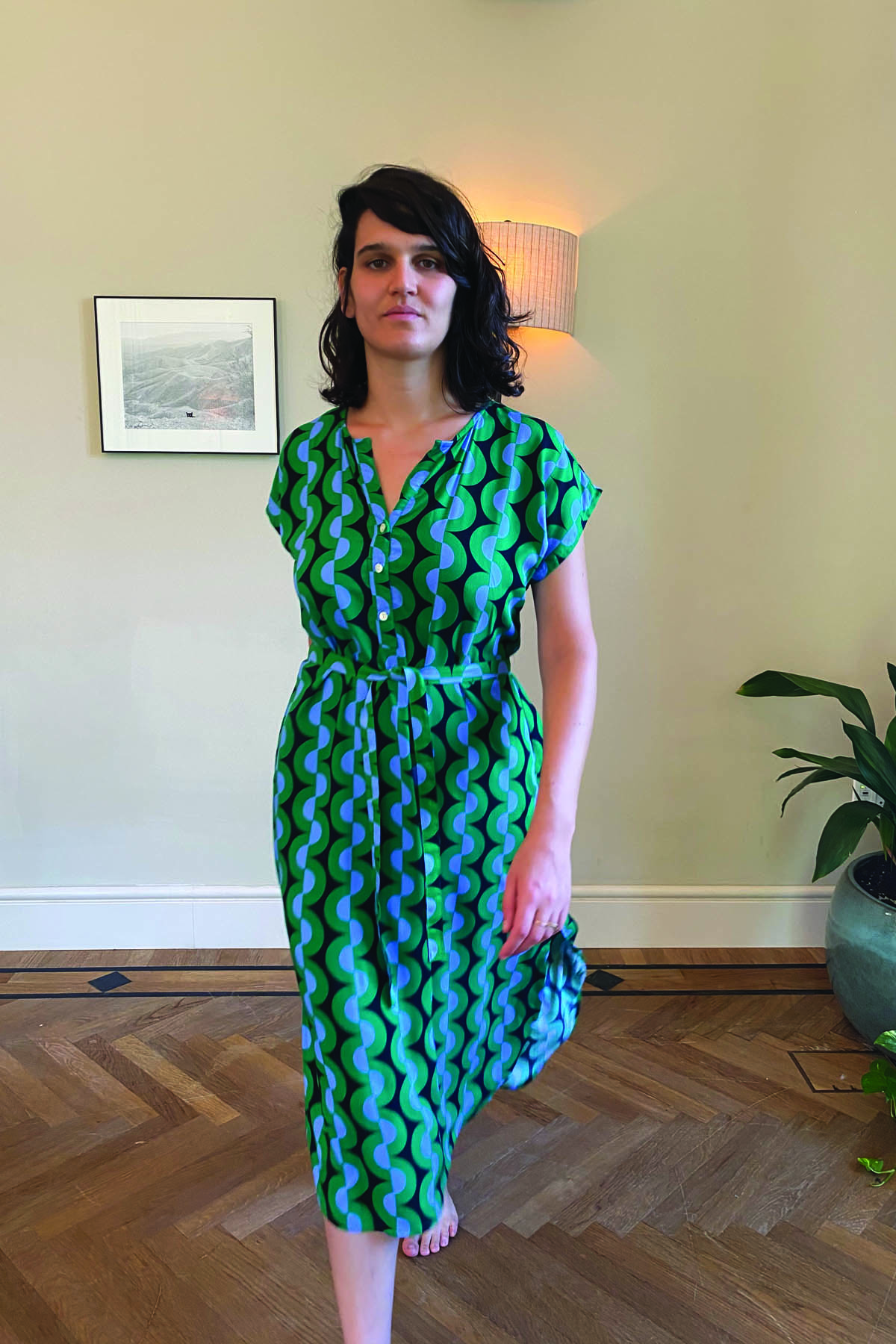 סגנון מעצים: האומנות והחזון של מעצבי בגדי נשים